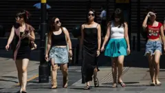 Grupo de mulheres chinesas