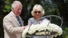 Umuganwa Charles na Duchesse wa Cornwall 