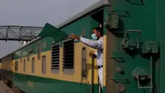 Pakistan railways