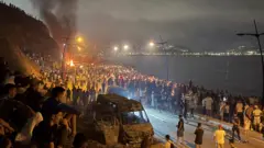 ኣብ ደንደስ ባሕሪ ሓያሎ ሰባት ይርኣዩ