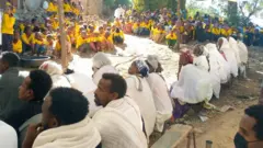 ኣብ ሓዘን ኮፍ ዝበሉ ሰባት