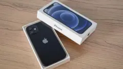 அமெரிக்கா - இந்தியா, 50% வரி, ஆப்பிள் ஐபோன்