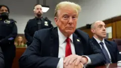 米ニューヨーク州の裁判で出廷した際のドナルド・トランプ次期大統領