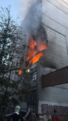 горящий дом во Львове