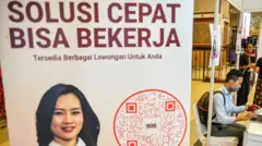 Bursa kerja berlangsung di Graha Manggala Siliwangi, Bandung, Jawa Barat, Sabtu (17/12/2022).  
