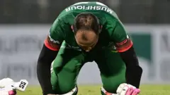বাংলাদেশের ক্রিকেটে দ্রুততম ওয়ানডে সেঞ্চুরির মালিক মুশফিক