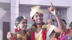 அம்மி மிதித்து அருந்ததி பார்த்து