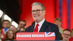 பிரிட்டன்: பிரதமர் கியர் ஸ்டாமர் இந்தியாவுடனான உறவை வலுப்படுத்த முடியுமா? சவால்கள் என்ன?