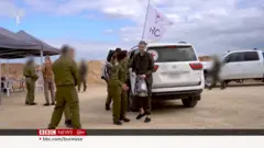 ဓားစာခံလွှတ်မယ့်ရက်ကို ဟားမတ်စ် ရွှေ့ဆိုင်း