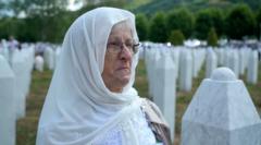 Dženaza u Srebrenici: „Da su ptice popadale zabolela bi te duša”