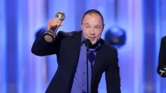 2026年1月11日にカリフォルニア州ビバリーヒルズのビバリー・ヒルトンで開催された第83回ゴールデン・グローブ賞授賞式に出席したスティーブン・グラハム。 (写真提供:Rich Polk/2026GG/Penske Media、ゲッティ イメージズ経由)