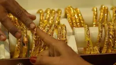 सोने के आभूषण