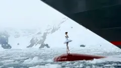 Balerina pleše na Antarktiku
