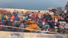 මියන්මාරයේ රෝහින්ග්‍යා සංක්‍රමණිකයින් 115 දෙනෙකු රැගත් යාත්‍රාවක් මුලතිව් මුහුද තීරයට පැමිණීම අහම්බයක් හෝ මුහුදේ අතරමං වීමෙන් සිදුවූවක් නොවන බවට තොරතුරු හෙළිවෙමින් තිබේ.