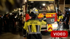 தீயணைத்துறையினர்