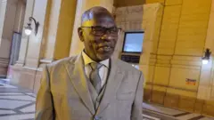 Mu kwiregura, Séraphin Twahirwa yavuze ko ivya jenoside ataco abiziko kuko yari afise umugore w'umututsikazi
