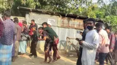 ဘင်္ဂလားဒေ့ရှ်ထဲ မြန်မာမော်တာကျည်ကျလို့ အရပ်သား နှစ်ဦးသေဆုံး 