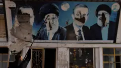 فردی پوستر بشار اسد و حافظ اسد و خامنه ای و نصرالله را پایین می کشد
