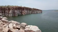 కృష్ణా నదీ జలాలు