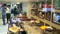 சினிமா பாணியில் நகைக்கடை கொள்ளை