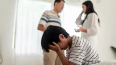 والدین، بچے، برطانیہ