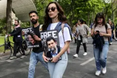 2022 yılında Almanya'da Gezi Parkı davasına karşı yapılan bir protesto gösterisi