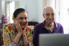 රැකියාවෙන් විශ්‍රාම ගැනීම ඕනෑම පුද්ගලයෙකුගේ ජිවිතයේ විශේෂ සන්ධිස්ථානයක් බවත් විශ්‍රාම ගැනීම තමන්ගේ ජිවිතයේ ක්‍රියාකරීත්වය අහිමිකර ගැනීමක් යැයි කිසිසේත් නොසිතිය යුතු බව ගාල්ල ජාතික රෝහලේ විශේෂඥ මනෝ වෛද්‍ය රූමි රූබන් පවසයි.