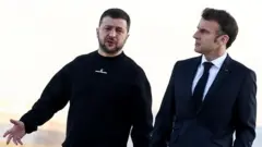 Zelensky (ibumoso) na Macron 