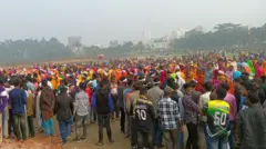 শ্রমিকদের বিক্ষোভ