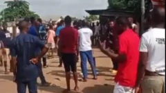 Screengrab from Twitter video as pesin allege dem deny Igbo to collect dia PVC