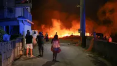 Пожар подбирается к домам в Канаш-де-Сеньорин 16 сентября