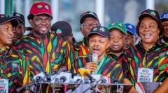 Aworan awọn olori ẹgbẹ osisẹ NLC ati TUC 