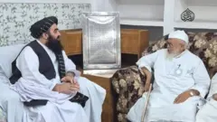 امیر خان متقی نے دارالعلوم دیوبند کے پرنسل مولانا ارشد مدنی سے ملاقات کی