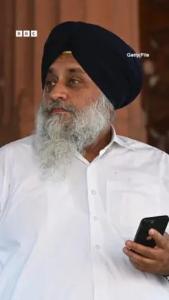 पंजाब के पूर्व डिप्टी सीएम और शिरोमणि अकाली दल के अध्यक्ष सुखबीर सिंह बादल