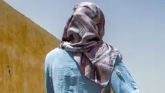 የጠመጠመች ግለሰብ