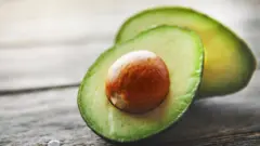 Aguacate abierto