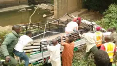 Ọkọ akẹru to ko sinu ọkọ Ogun