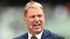 शेन वॉर्न