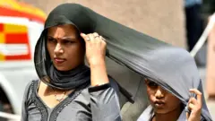 મહિલા અને બાળક