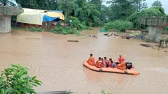 पोलीस भरती : एका बाजूला नक्षलवादी दुसऱ्या बाजूला पूर; गडचिरोलीचे तरुण पोलीस भरतीसाठी कसे पोहोचले?