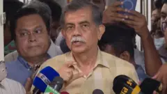 শিক্ষা উপদেষ্টার পদত্যাগের দাবিতে মঙ্গলবার বিক্ষোভ করেছেন শিক্ষার্থীরা