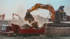 Толибон Афғонистон шимолида қураётган Қўштепа канали