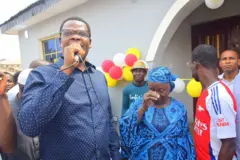 Oriyomi Hamzat, Iya Niwe àtàwọn èrò míì lásìkò ìṣílé tó kọ́ fún Iya Niwe 