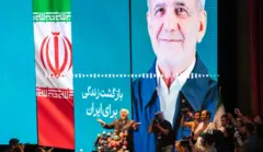 کنارکشیدن محمدجواد ظریف از دولت پزشکیان واکنش‌های بسیاری بدنبال داشته است