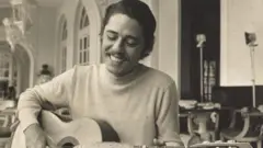 Chico Buarque no início dos anos 1970