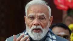 பிரதமர் நரேந்திர மோதி 