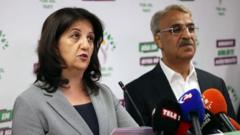 İmralı Heyeti 'umut hakkı' tartışmaları arasında Öcalan ile görüşüyor