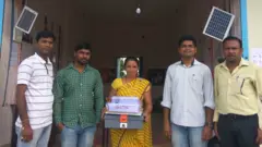 रुक्मणी अपने दुकान में