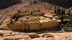 செயிண்ட் கேத்தரின்ஸ் 