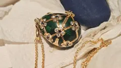 బంగారు లాకెట్, నగలు, ఆభరణాలు